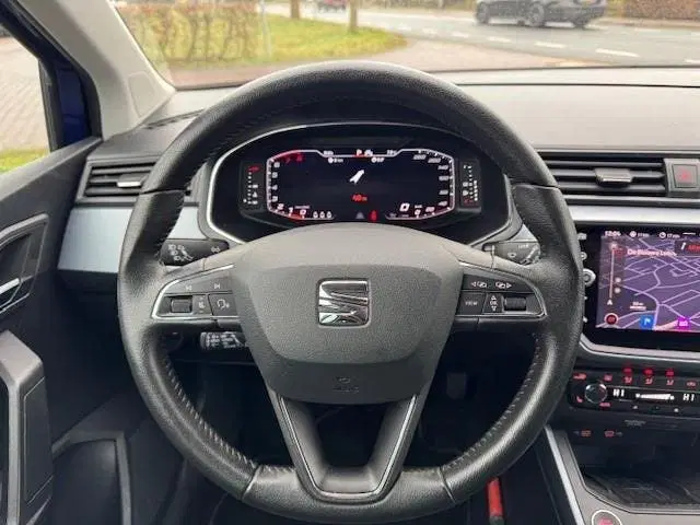 SEAT Arona 1.0TSI STYLE BUSINESS INTENSE+ uit 2021, foto 11
