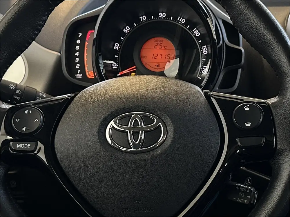 Toyota Aygo 1.0 VVT-i x-play limited | NL | 2 Eig | Camera | uit 2019, foto 7