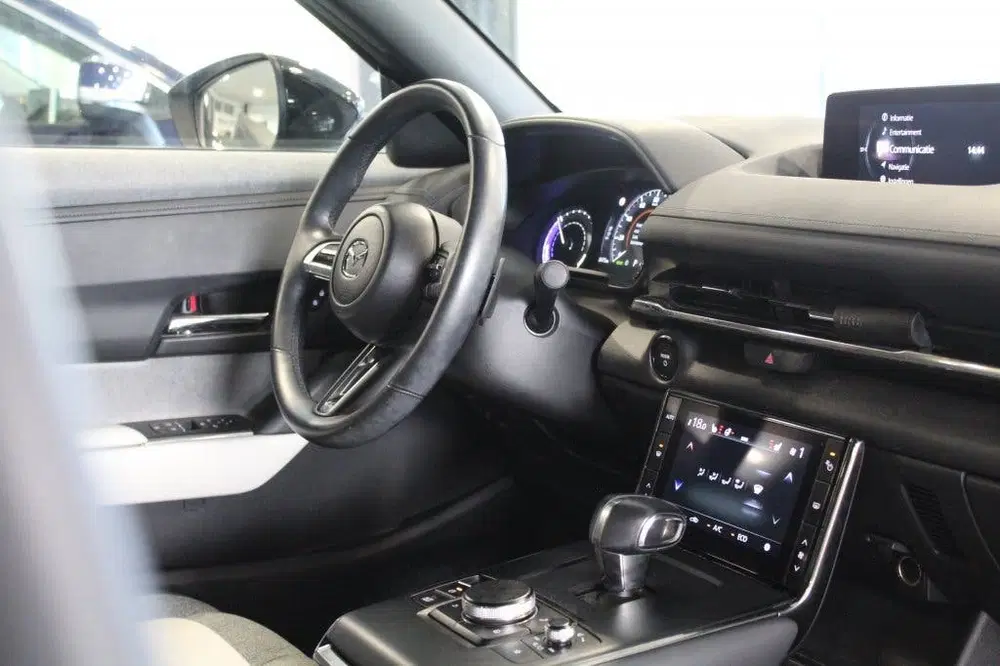 Mazda MX-30 CARPLAY uit 2021, foto 7