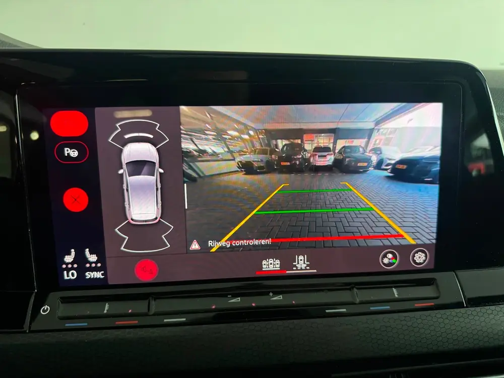 Volkswagen GOLF 2.0 TSI GTI Pano|HuD|H/K|Keyless|Blindspot|A uit 2021, foto 20