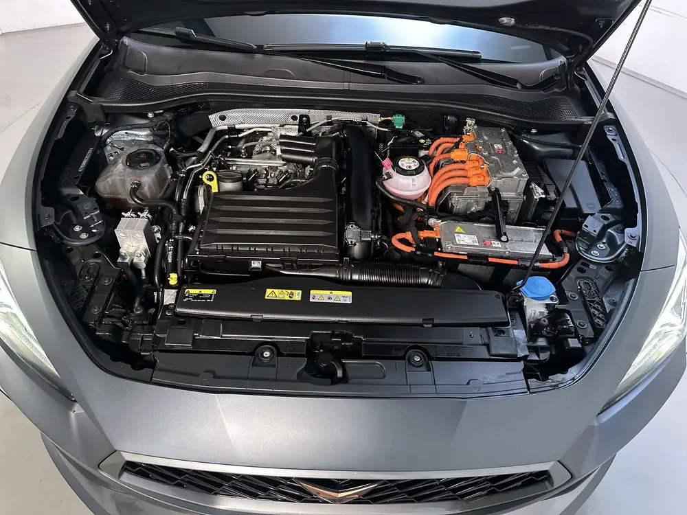 Cupra Leon 1.4 e-Hybrid 245pk VZ Business Sfeerverlichting P uit 2021, foto 17