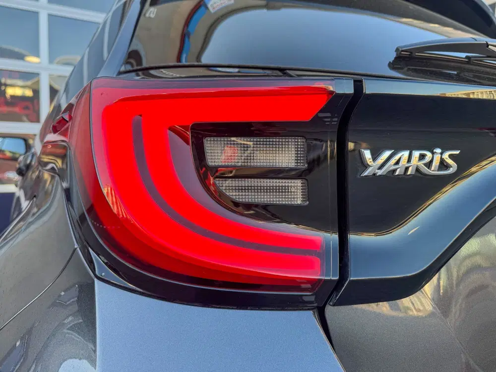 Toyota Yaris 1.5 Hybrid 115 Dynamic uit 2025, foto 8