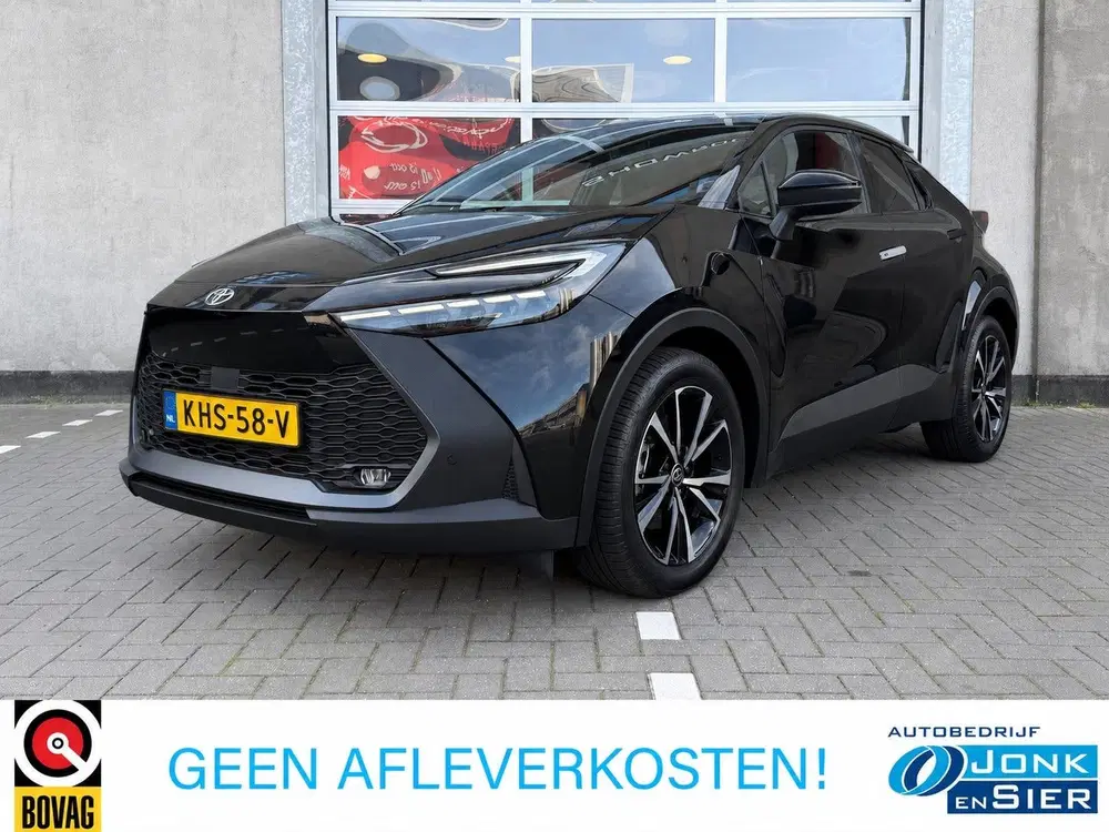 Toyota C-Hr 2.0 Plug-in Hybrid 220 Dynamic uit 2026