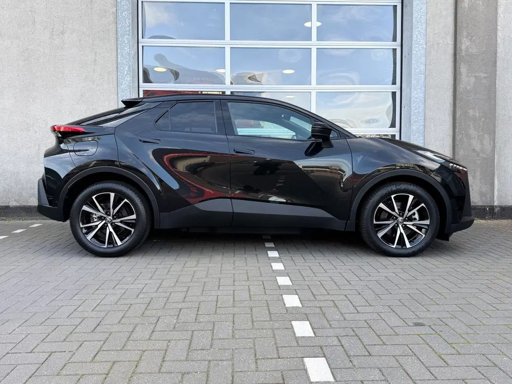 Toyota C-Hr 2.0 Plug-in Hybrid 220 Dynamic uit 2026, foto 6