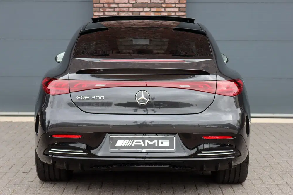Mercedes-Benz EQE 300 AMG Line 90 kWh uit 2025, foto 15