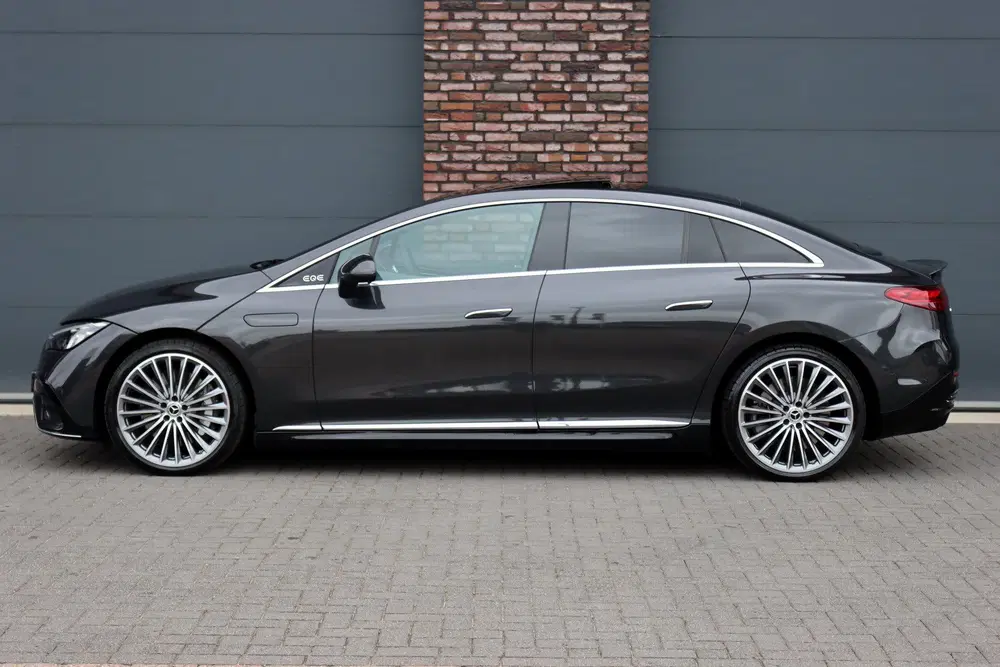 Mercedes-Benz EQE 300 AMG Line 90 kWh uit 2025, foto 9
