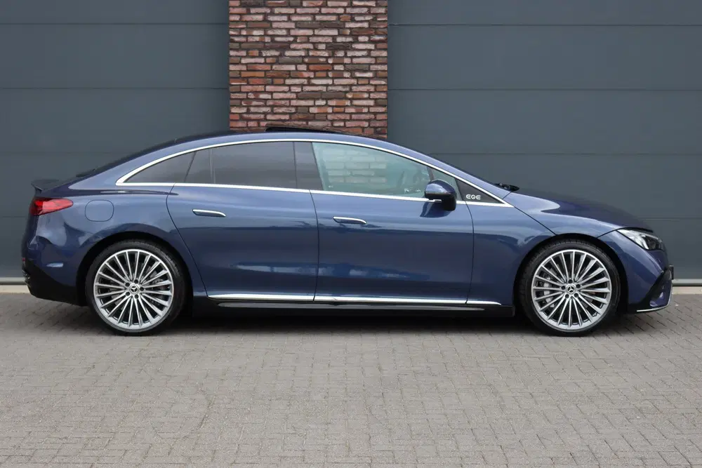 Mercedes-Benz EQE 300 AMG Line 90 kWh uit 2025, foto 11