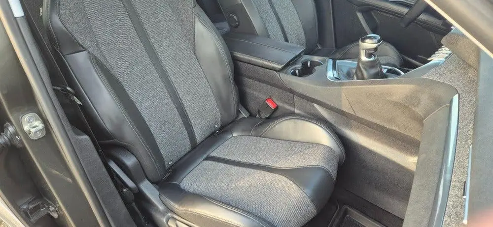 Peugeot 3008 1.2 Pure Tech *trekhaak*Navigatie*camera* uit 2019, foto 20