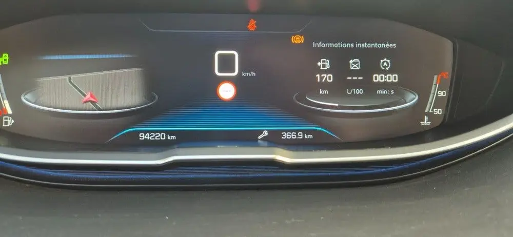 Peugeot 3008 1.2 Pure Tech *trekhaak*Navigatie*camera* uit 2019, foto 9