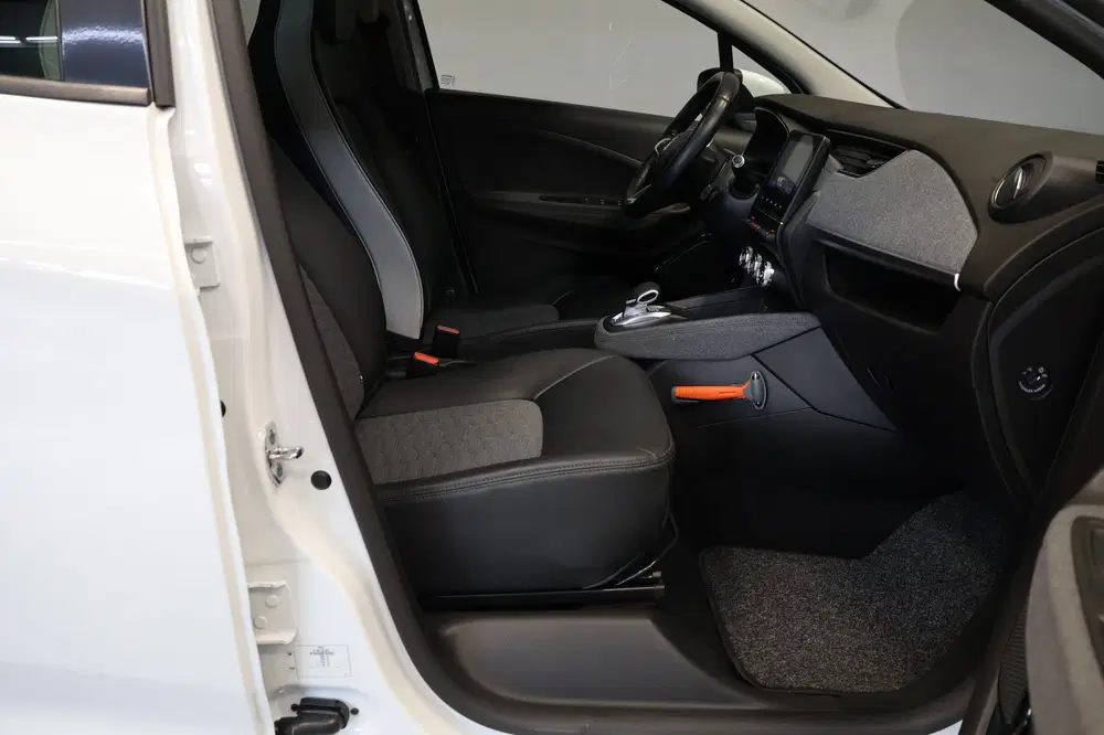 Renault ZOE R135 Intens 52 kWh SOH 92% uit 2021, foto 15