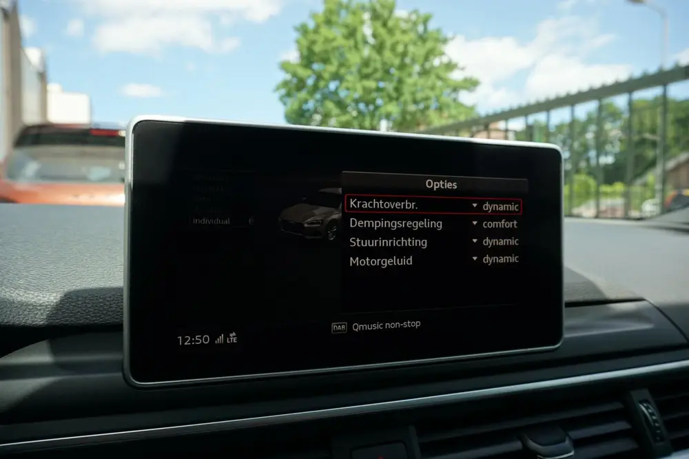 Audi A5 45 TFSI Quattro S-Line 245pk Panodak uit 2019, foto 19