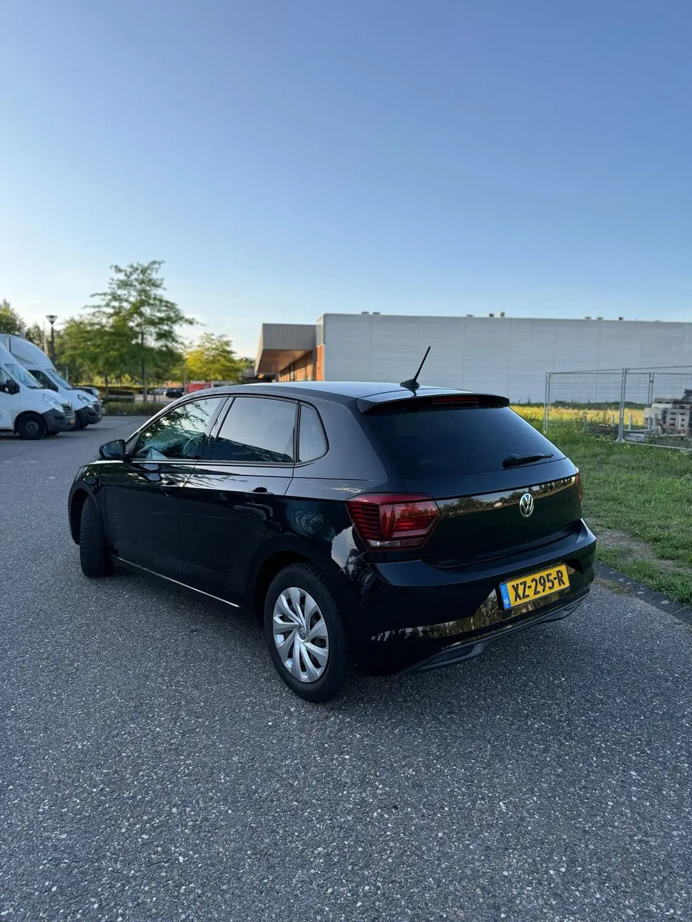 Volkswagen Polo 1.0 TSI 95pk 2019 Zwart uit 2019, foto 3