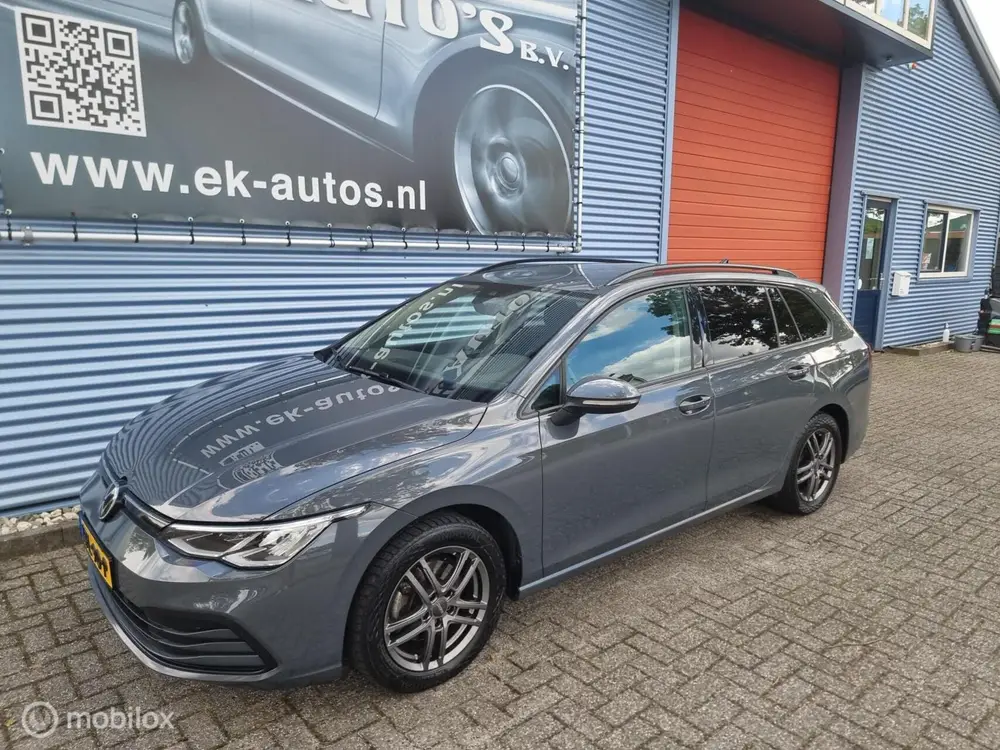 Volkswagen Golf Variant 1.0 eTSI Life Business DSG Automaat uit 2020, foto 2