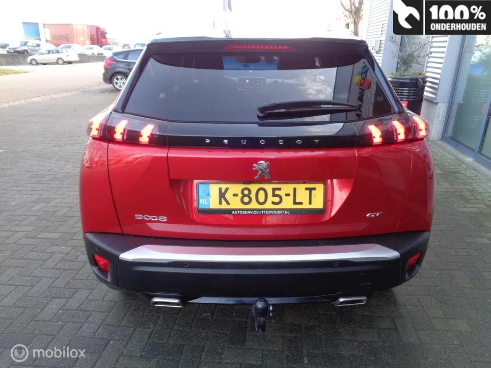 Peugeot 2008 1.2 PureTech GT uit 2021, foto 4