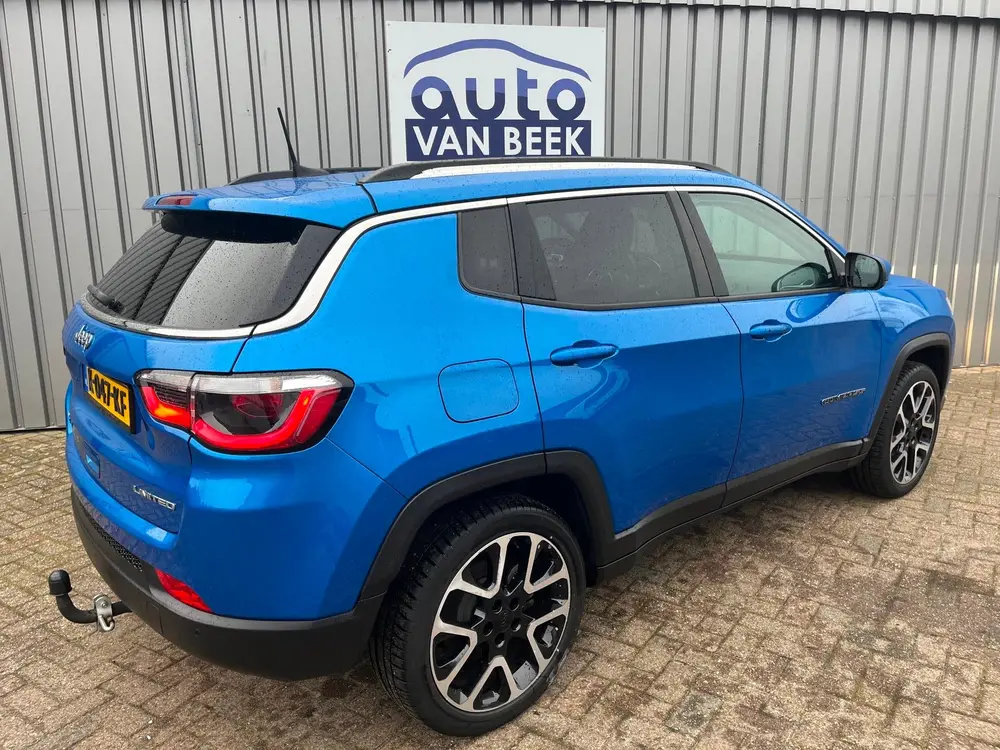 Jeep Compass 4xe 190 Plug-in Hybrid Electric Limited Busines uit 2020, foto 2