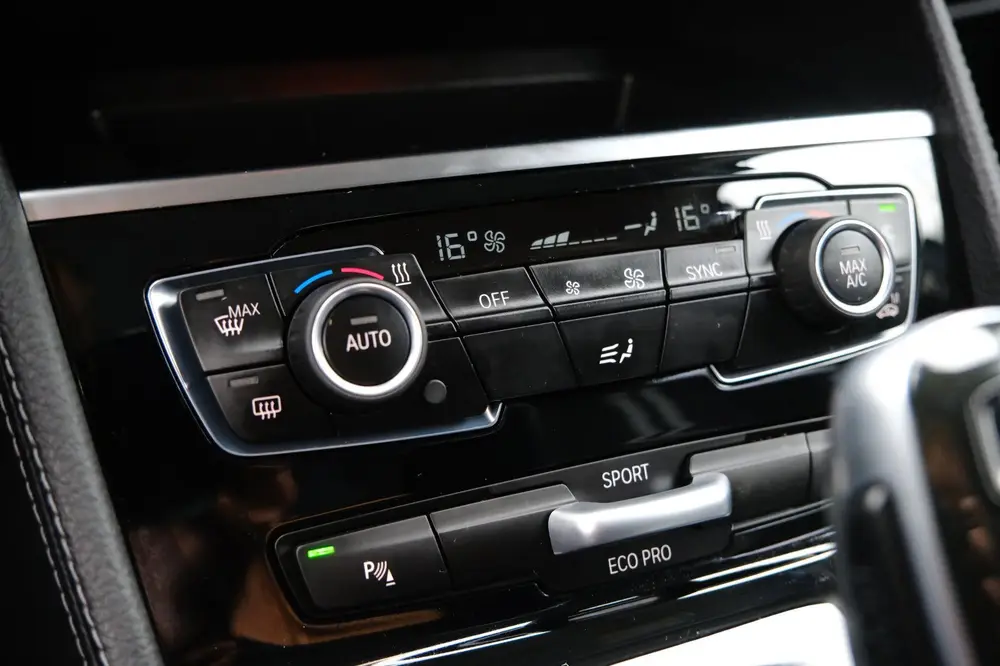 BMW 2-Serie 218i Executive Cam|Clima|LED uit 2019, foto 13