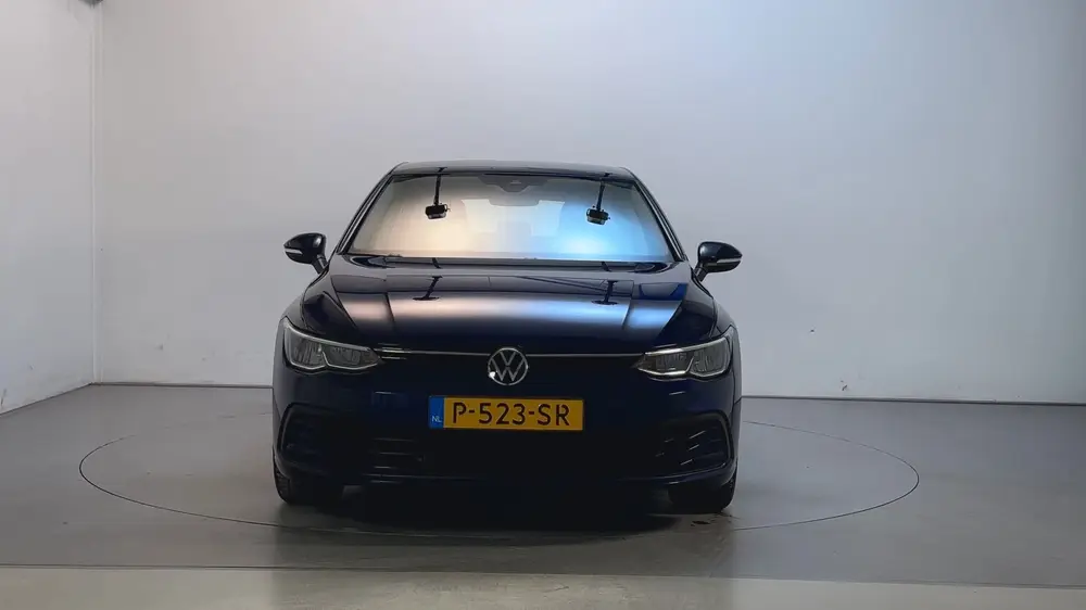 Volkswagen Golf 1.0 TSI 110pk Life Sfeerverlichting Navigati uit 2022, foto 16