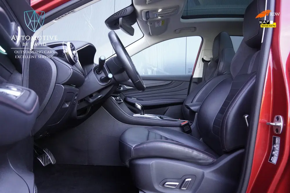 MG EHS 1.5 TGDI 258 pk LUXURY HYBRID AUTOMAAT / PANORAMADAK uit 2022, foto 10