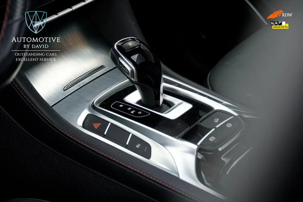 MG EHS 1.5 TGDI 258 pk LUXURY HYBRID AUTOMAAT / PANORAMADAK uit 2022, foto 19