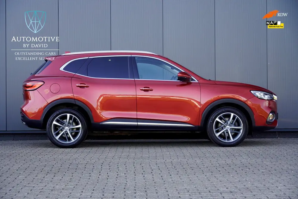 MG EHS 1.5 TGDI 258 pk LUXURY HYBRID AUTOMAAT / PANORAMADAK uit 2022, foto 6