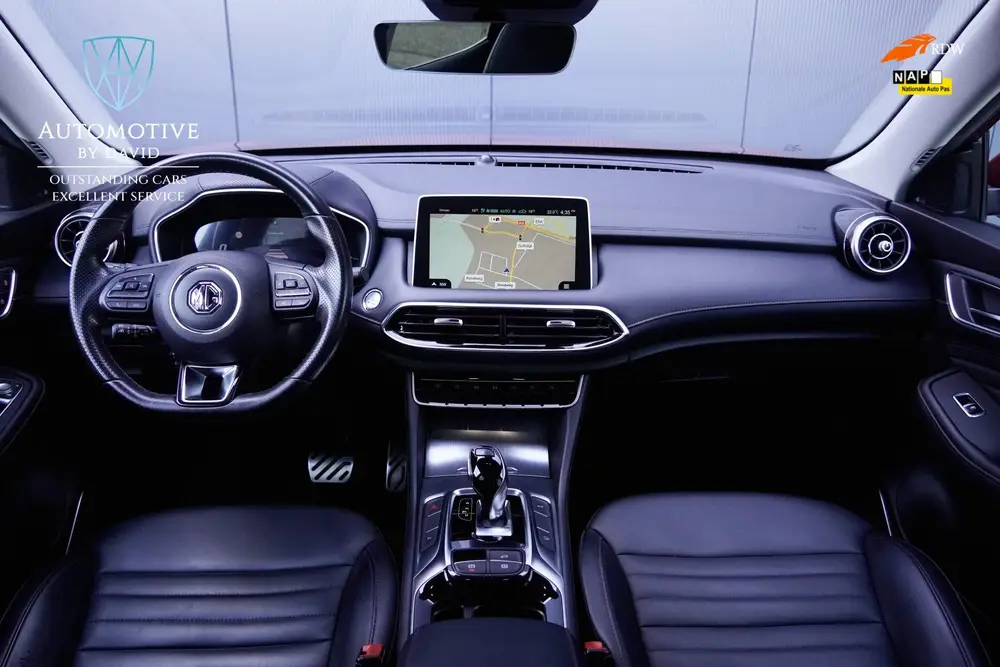 MG EHS 1.5 TGDI 258 pk LUXURY HYBRID AUTOMAAT / PANORAMADAK uit 2022, foto 9