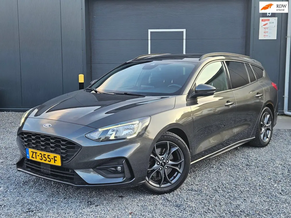 Ford Focus Wagon 1.0 EcoBoost Titanium ST-Line Business Zeer uit 2019