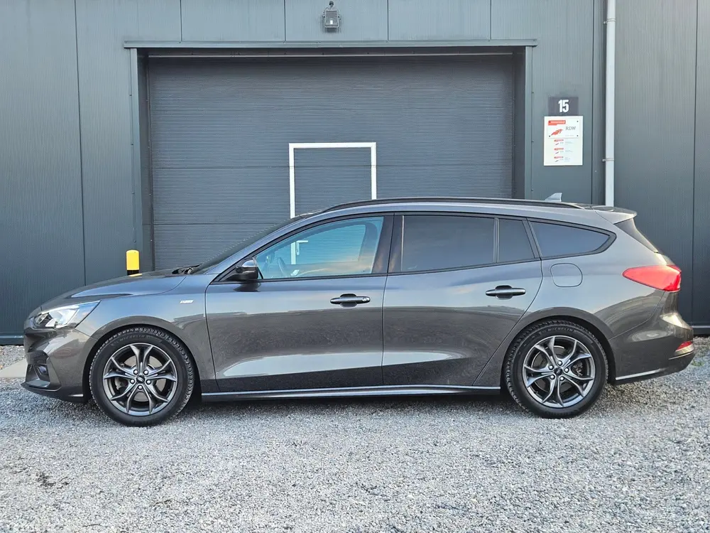 Ford Focus Wagon 1.0 EcoBoost Titanium ST-Line Business Zeer uit 2019, foto 18