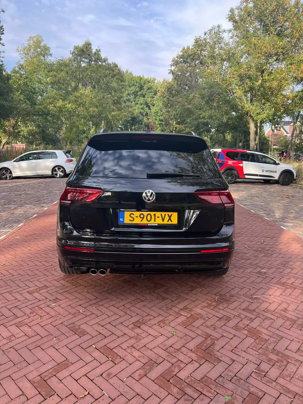 Volkswagen Tiguan 1.5 TSI ACT 150pk DSG 2020 Zwart uit 2020, foto 5