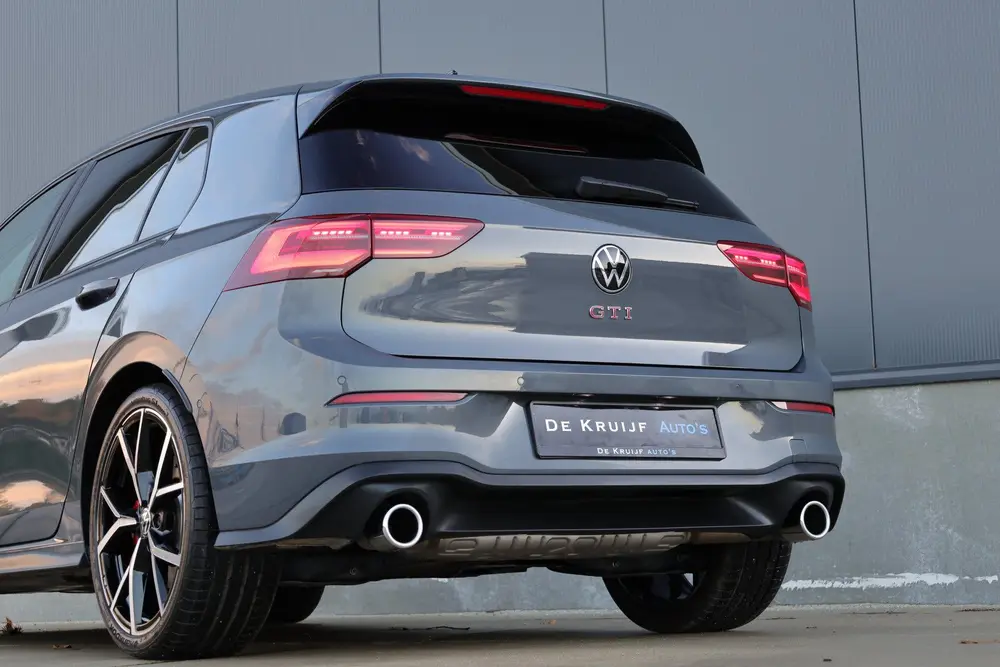 Volkswagen Golf GTI DCC IQ Lights 19" Estoril uit 2022, foto 11