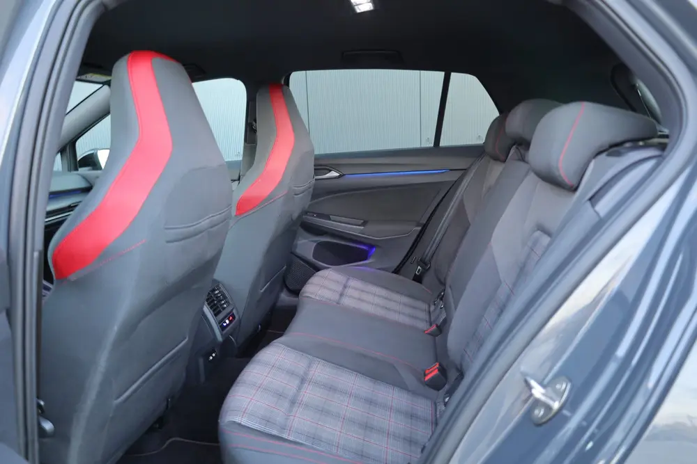 Volkswagen Golf GTI DCC IQ Lights 19" Estoril uit 2022, foto 18