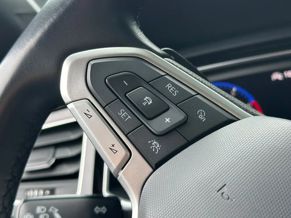 Volkswagen Polo 1.0 TSI DSG R-Line 110pk | Adapt. Cruise | I uit 2022, foto 15