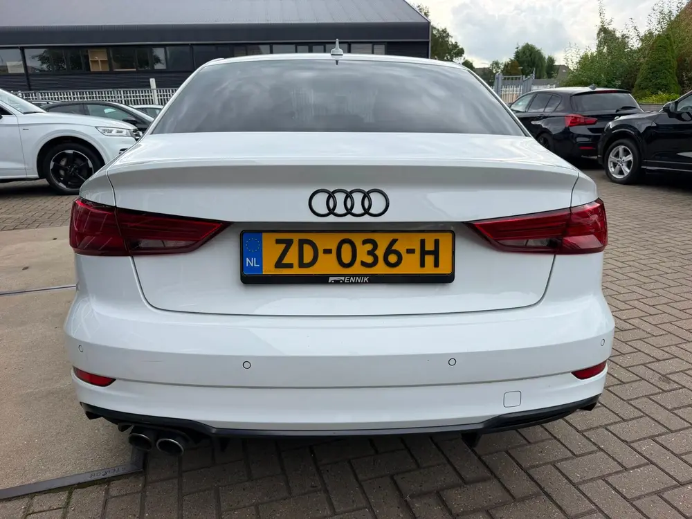 Audi A3 1.5 TFSI CoD Sport S Line Edition / Pano / uit 2019, foto 11