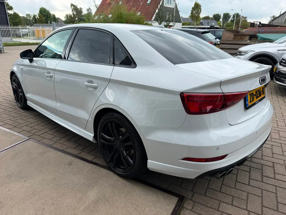 Audi A3 1.5 TFSI CoD Sport S Line Edition / Pano / uit 2019, foto 12