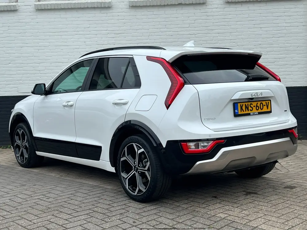 Kia Niro 1.6 GDi Hybrid DynamicLine uit 2023, foto 2