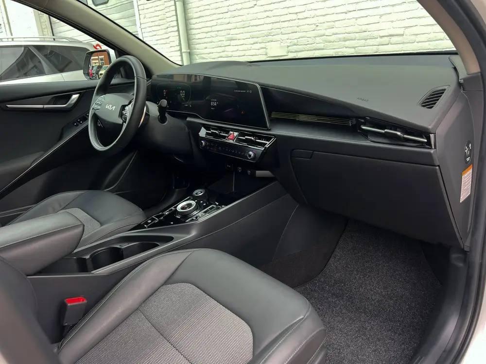Kia Niro 1.6 GDi Hybrid DynamicLine uit 2023, foto 7