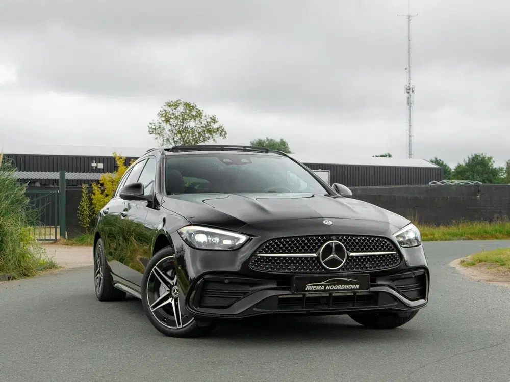 Mercedes-Benz C-Klasse 300 e AMG uit 2023, foto 11