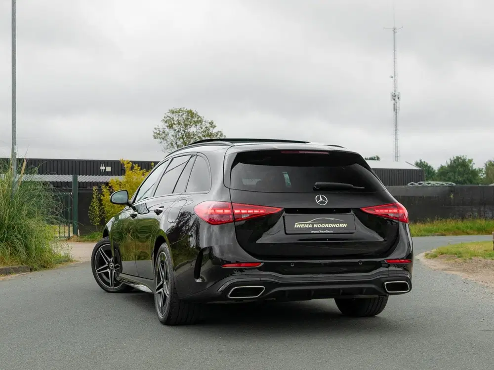 Mercedes-Benz C-Klasse 300 e AMG uit 2023, foto 19