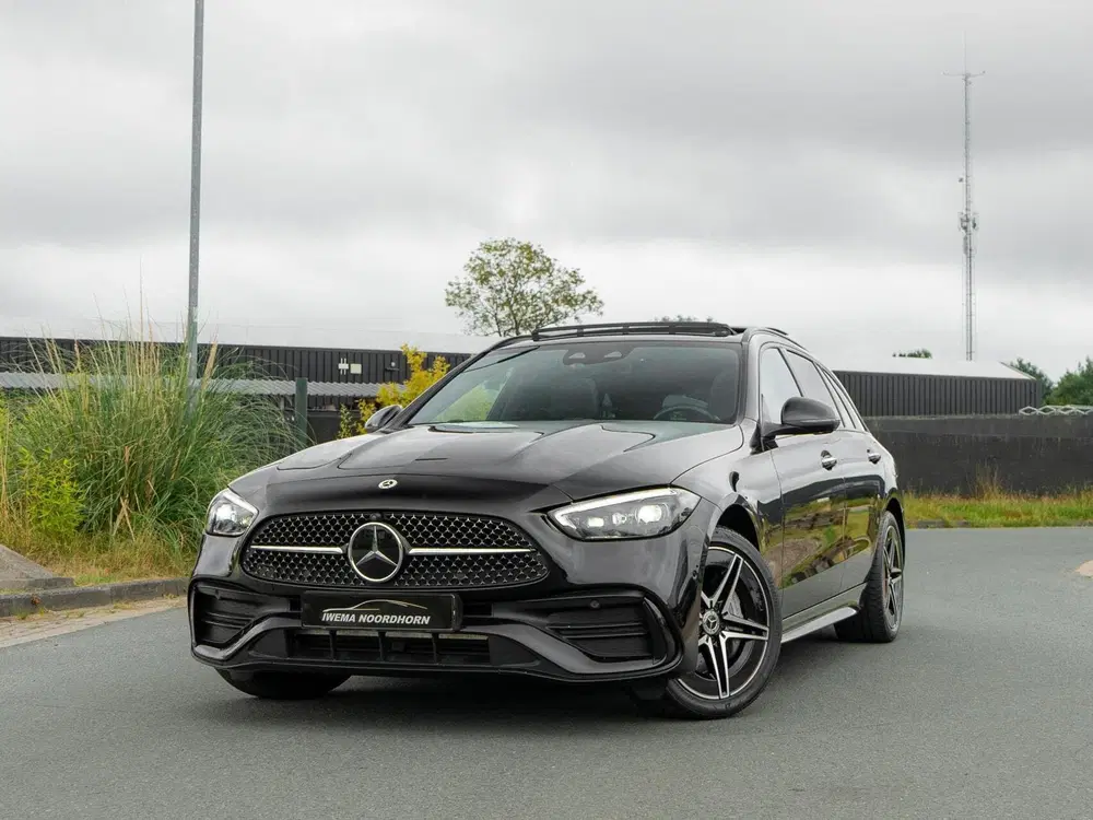Mercedes-Benz C-Klasse 300 e AMG uit 2023, foto 7