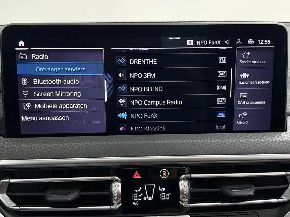 BMW iX3 Executive 80 kWh M-Sport uit 2022, foto 20