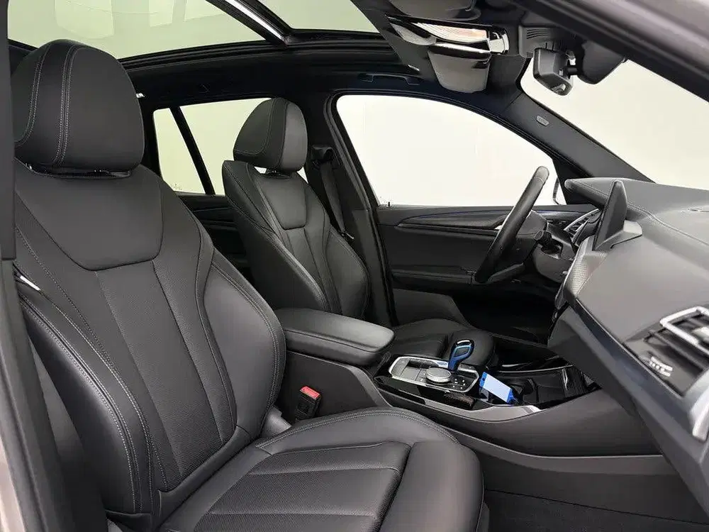 BMW iX3 Executive 80 kWh M-Sport uit 2022, foto 7