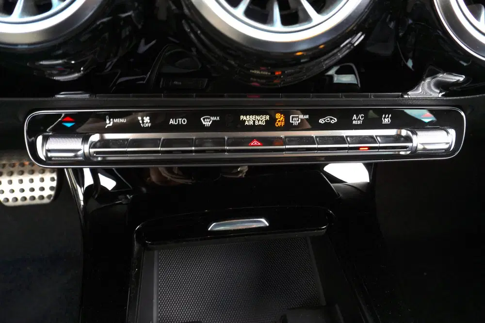 Mercedes-Benz A-Klasse 250 e AMG Night Trekhaak uit 2022, foto 10