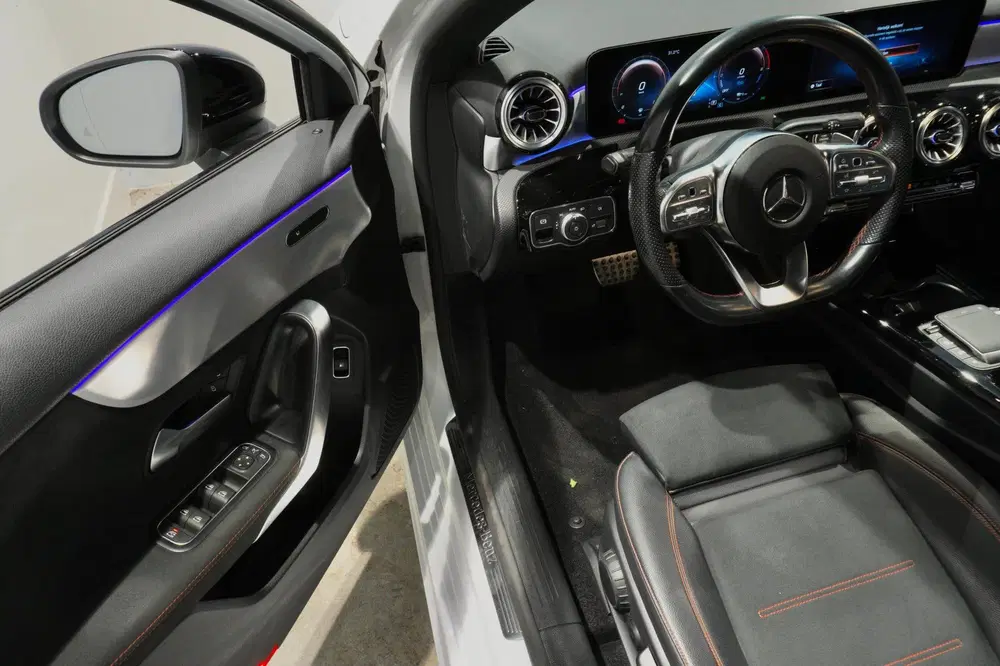 Mercedes-Benz A-Klasse 250 e AMG Night Trekhaak uit 2022, foto 4