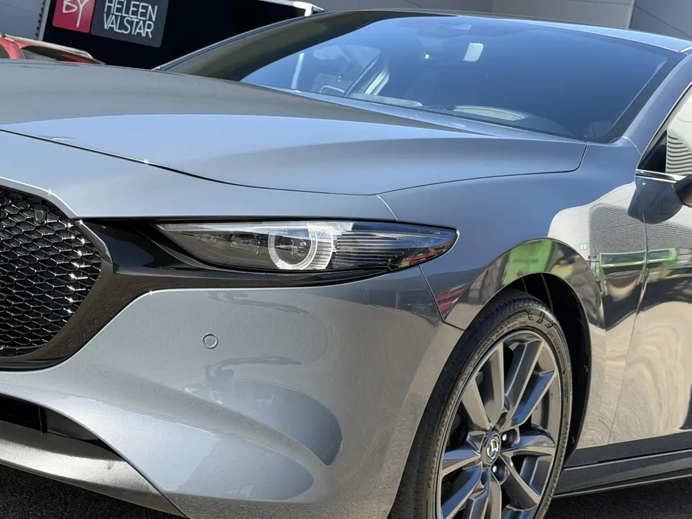 Mazda 3 2.0 e-SkyActiv-G M Hybrid 122 Comfort met uit 2020, foto 8