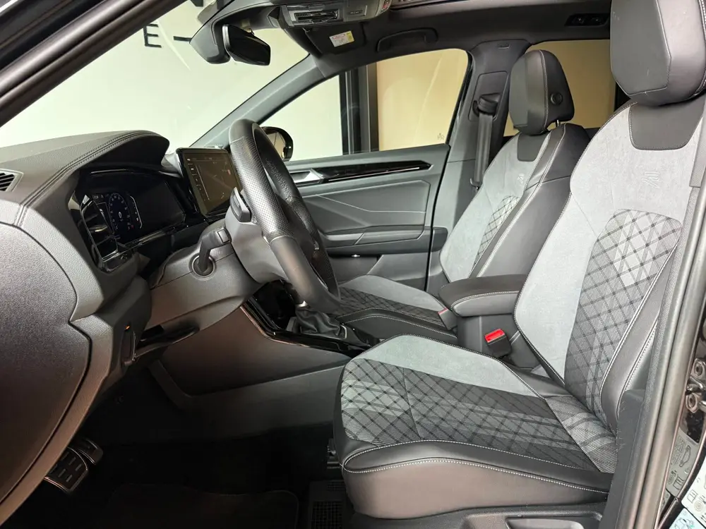 Volkswagen T-Roc 1.5 TSI R-Line|3x R-Line|Panorama|Black Sty uit 2023, foto 10