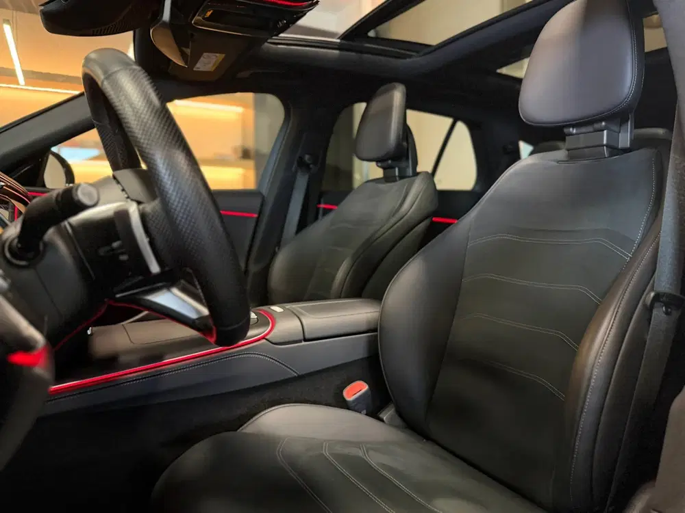 Mercedes-Benz E-Klasse 200 Amg night Panorama Sfeerve uit 2024, foto 15