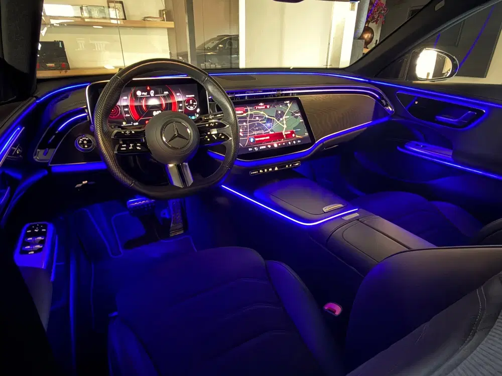 Mercedes-Benz E-Klasse 200 Amg night Panorama Sfeerve uit 2024, foto 17