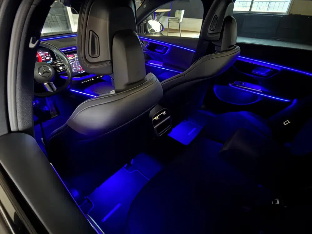 Mercedes-Benz E-Klasse 200 Amg night Panorama Sfeerve uit 2024, foto 18