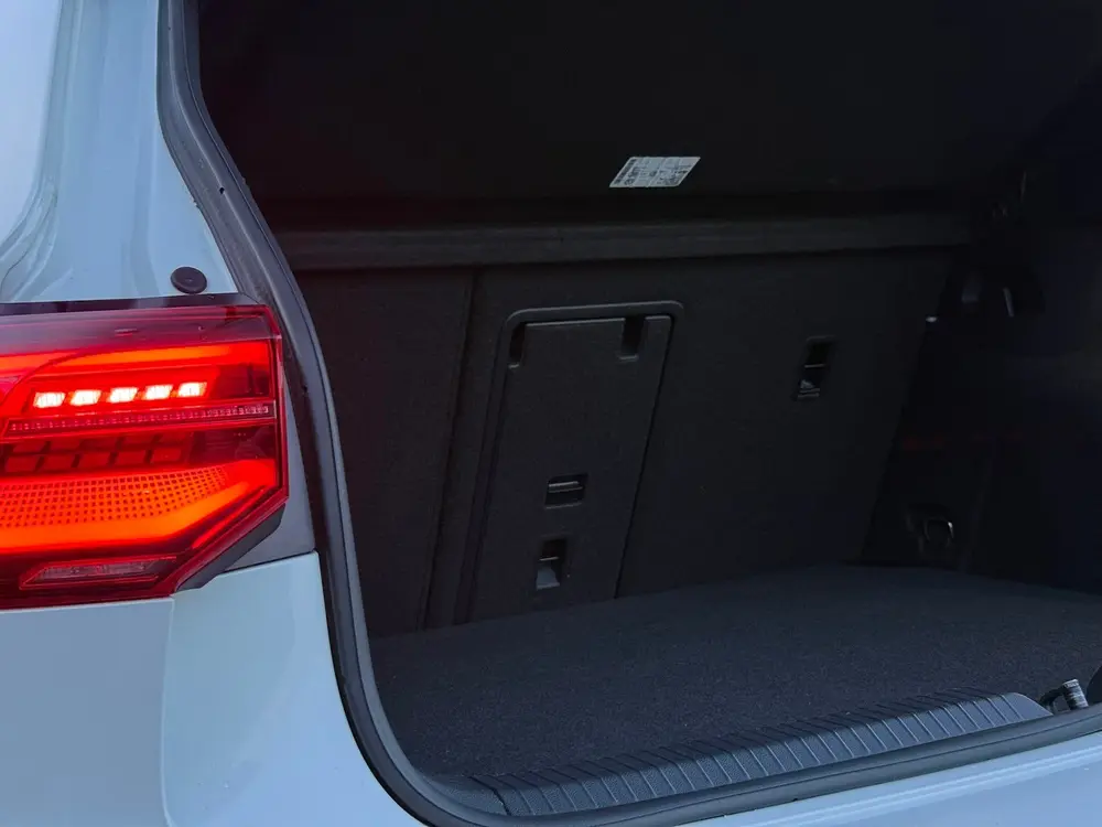 Volkswagen Golf 1.5 eTSI 3x R-Line| Pano | HuD | Matrix uit 2022, foto 20