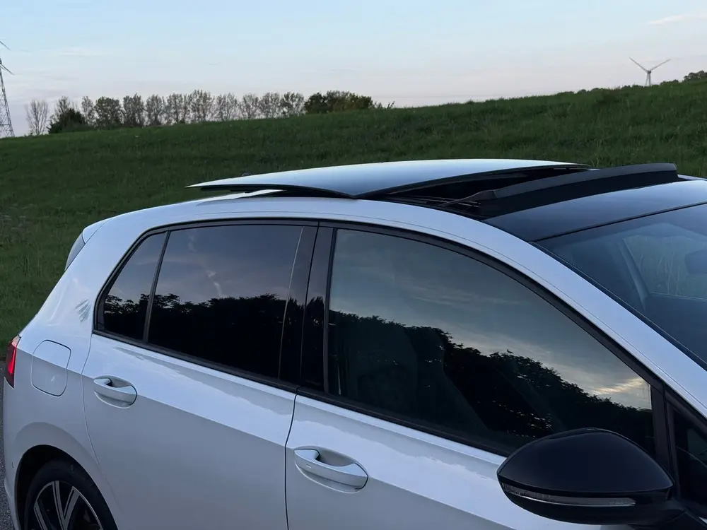 Volkswagen Golf 1.5 eTSI 3x R-Line| Pano | HuD | Matrix uit 2022, foto 4