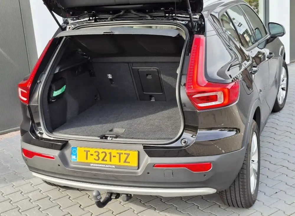 Volvo XC40 2.0 T4 190pk l Camera l 2019 l Harman Kardon uit 2019, foto 18